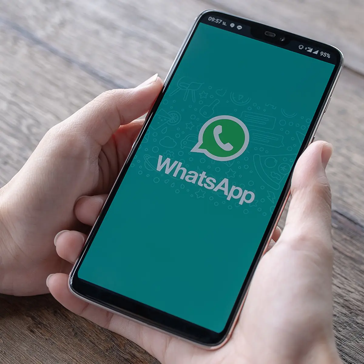 La Octava Energía. Whatsapp